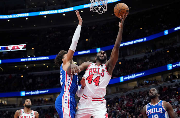 Chicago Bulls forward Patrick Williams vs. Philadelphia 76ers guard Matisse Thybulle (22) during the first half at United Center